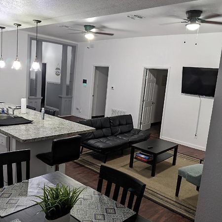 Cozy *Downtown Getaway* Vila San Antonio Exterior foto
